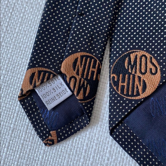 MOSCHINO TIE ✖️🔴SOLD🔴✖️ - Picture 4 of 7